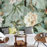 Papier peint – Pivoines crème sur fond vert patiné