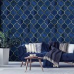 Papier peint – Treillis doré sur fond bleu nuit