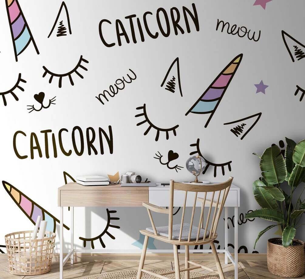 u57921piw1m.jpg Papier peint – Chats licornes et motifs noirs sur fond blanc – Image 1