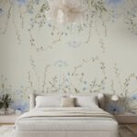 Papier peint – Petites fleurs bleues sur fond crème