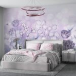 Papier peint – Fleurs dessinées aux tons mauves