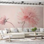 Papier peint – Deux fleurs roses sur fond poudré