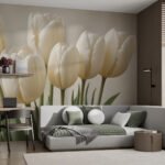 Papier peint – Tulipes crème sur fond brun