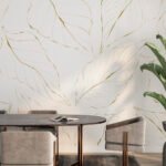 Papier peint – Feuilles dorées au trait sur fond crème