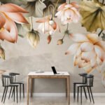 Papier peint – Fleurs orangées et feuillage olive