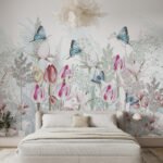 Papier peint – Tulipes roses et papillons bleus