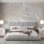 Papier peint – Palmes blanches sur fond taupe